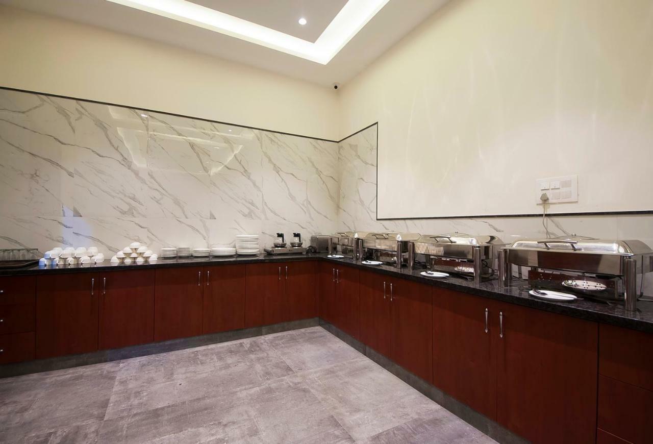 Hotel Z Suites- Delhi Igi Airport New Delhi Ngoại thất bức ảnh